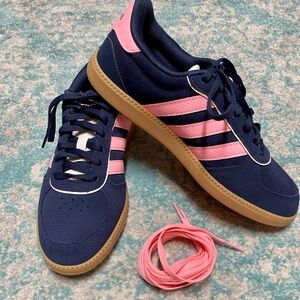 ⚡️Weekend FLASH SALE⚡️adidas Breaknet Sleek Women's Sneaker BRAND NEW!!!